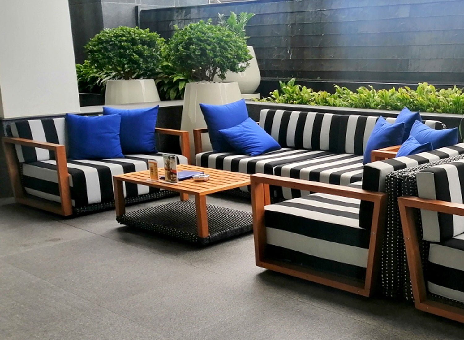 Custom Porch Cushions: Enhance Your Outdoor Space with Style and Comfort
